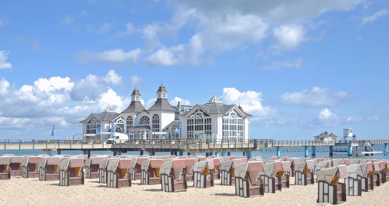 Strandhaus Ruegen - Meerblick, Sauna, Kamin & Whirlpool บาเบอ ภายนอก รูปภาพ