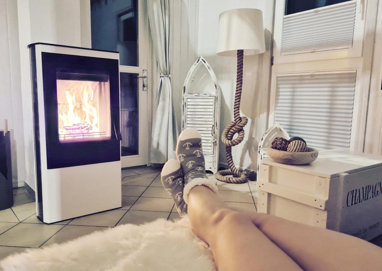 Strandhaus Ruegen - Meerblick, Sauna, Kamin & Whirlpool บาเบอ ภายนอก รูปภาพ