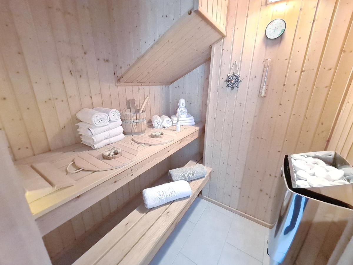 Strandhaus Ruegen - Meerblick, Sauna, Kamin & Whirlpool บาเบอ ภายนอก รูปภาพ