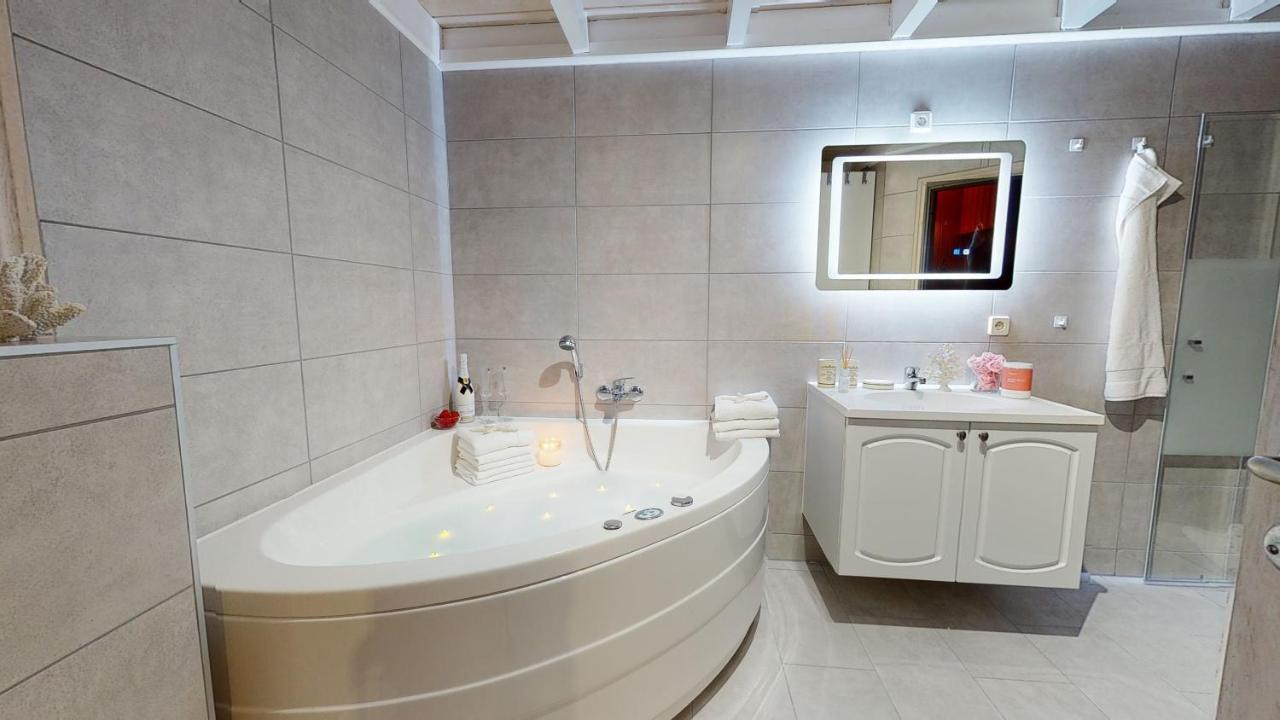 Strandhaus Ruegen - Meerblick, Sauna, Kamin & Whirlpool บาเบอ ภายนอก รูปภาพ