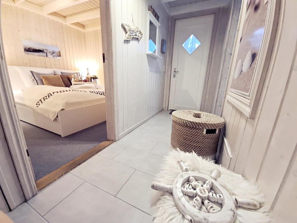 Strandhaus Ruegen - Meerblick, Sauna, Kamin & Whirlpool บาเบอ ภายนอก รูปภาพ